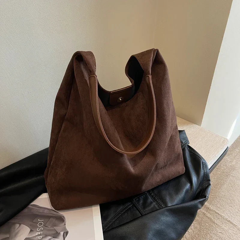 Jada | Zachte suede tas